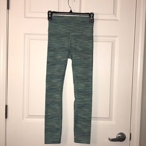 Lululemon size 4 leggings